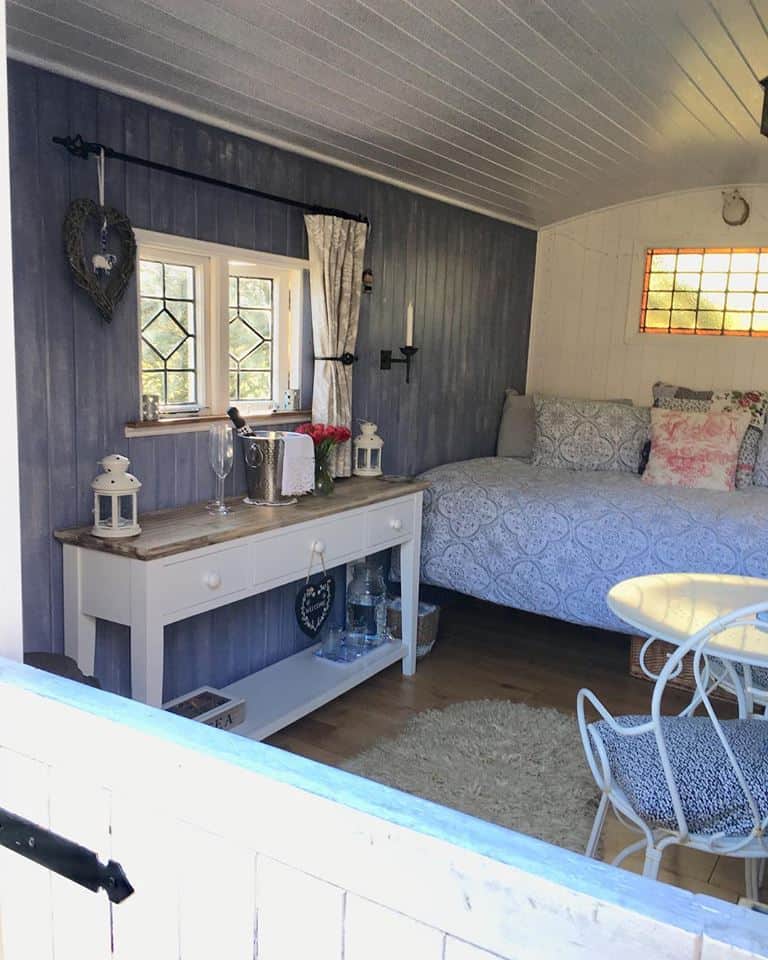 Brighton Shepherd's Hut interior