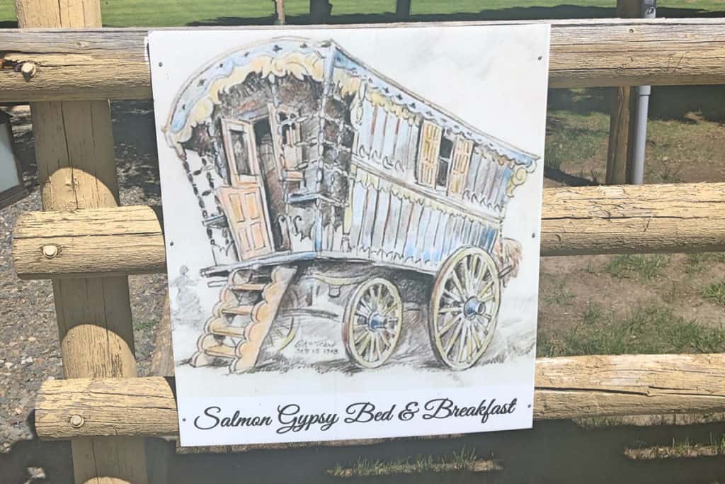 salmon gypsy bed & breakfast sign