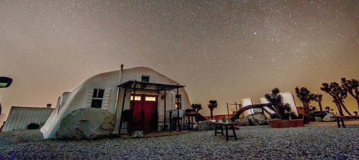 Joshua Tree Glamping Moon Camp view of the camp at night