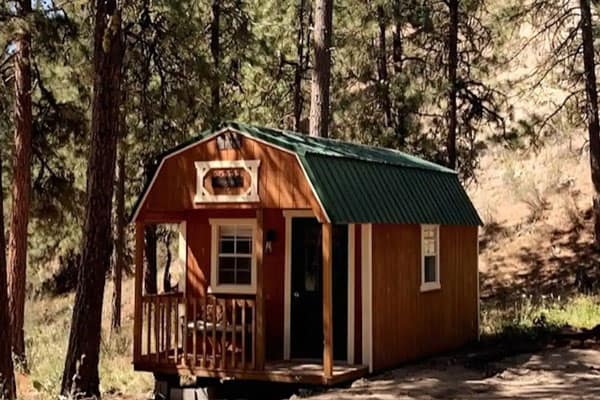 airbnb Lake Chelan Cabins Destiny Getaway view of cabin in woods