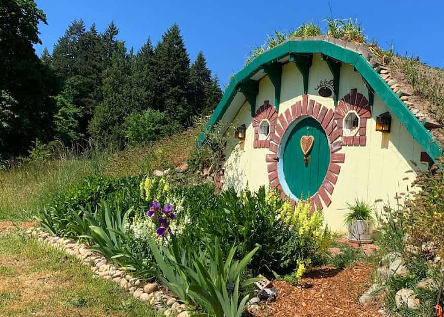 Cozy Hobbit House on Bainbridge Island