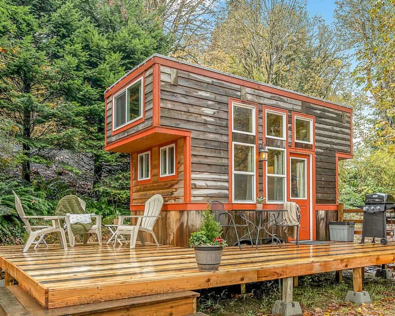 Unique Glamping in Oregon Tiny Home