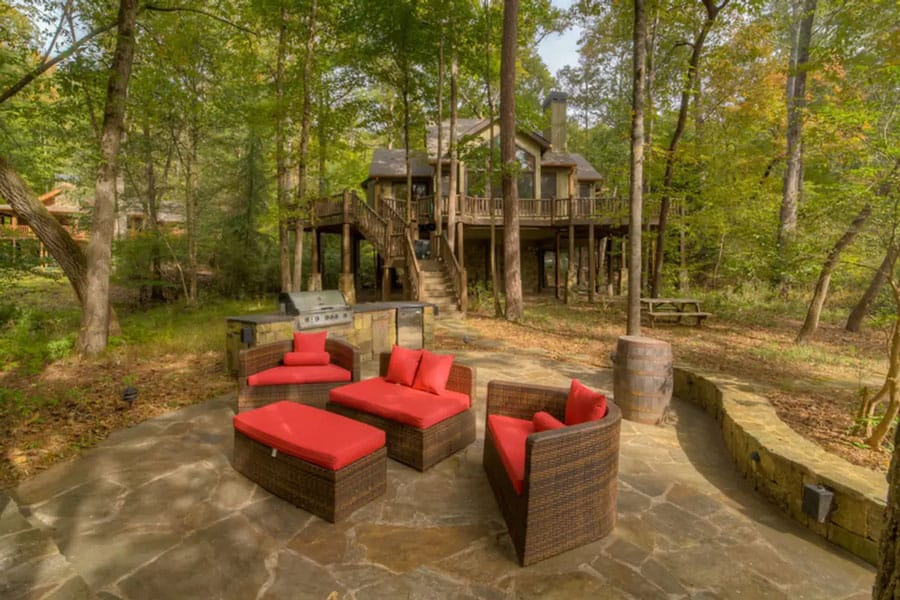 Georgia Treehouse on the Rapids