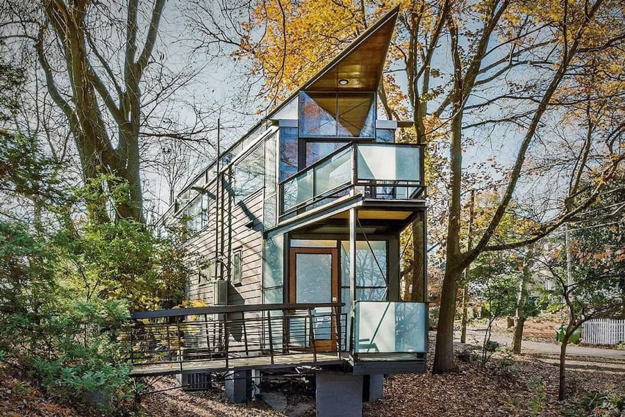 Urban Glass Treehouse in Georgia