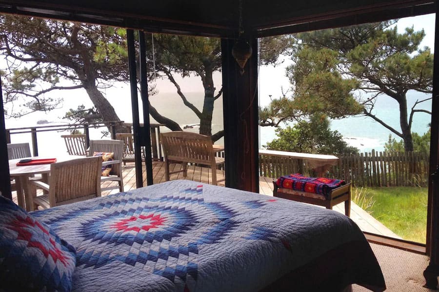 Northern California Glamping Cabins on the Bluff 