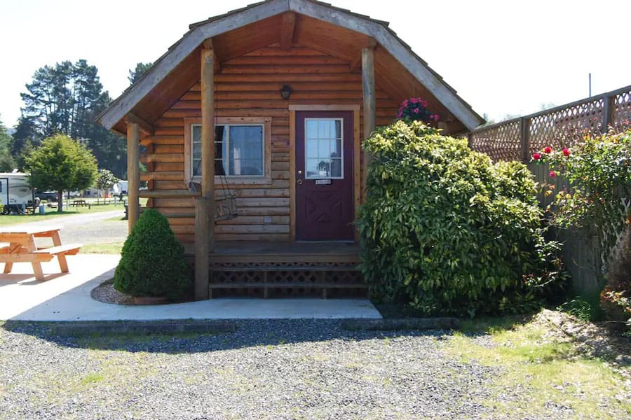 Glamping Redwood Coast Cabins 