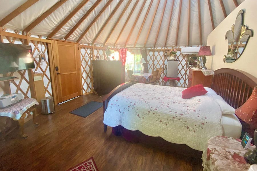 Mystical Rose Yurt in Oregon
