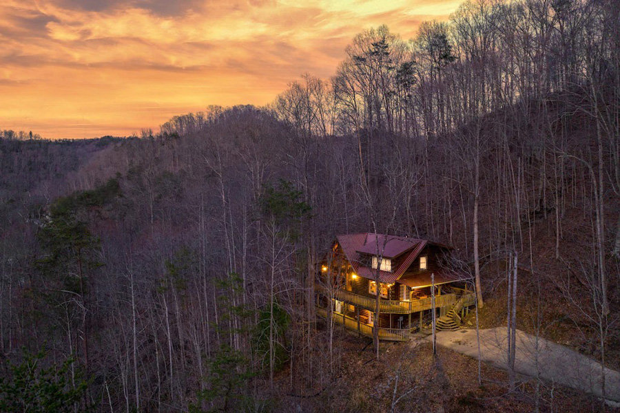 Giant Cedar Place Log Cabin Rental Red River Gorge KY