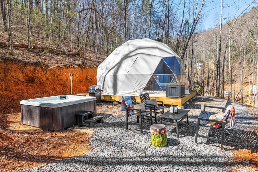 Lucy in the Sky Glamping Domes Tennessee