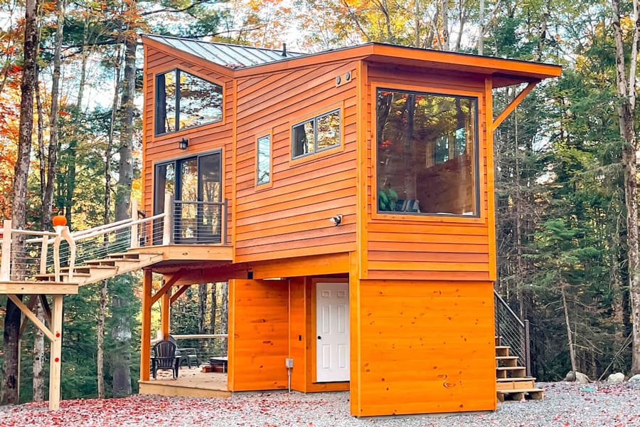 Secluded Luxury Vermont Treehouse with Hot Tub