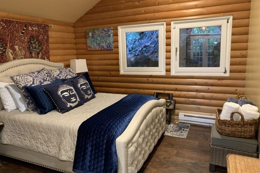 Sonoma Glamping Treehouse in the Redwoods