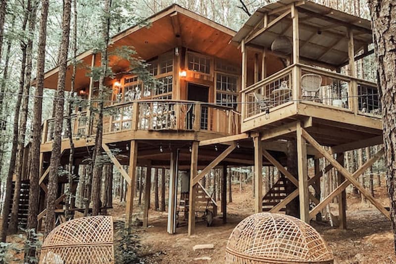 Wanderlust Treehouse Glamping