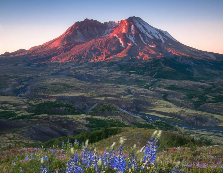 Romantic Getaways in Washington State at Mount St. Helens