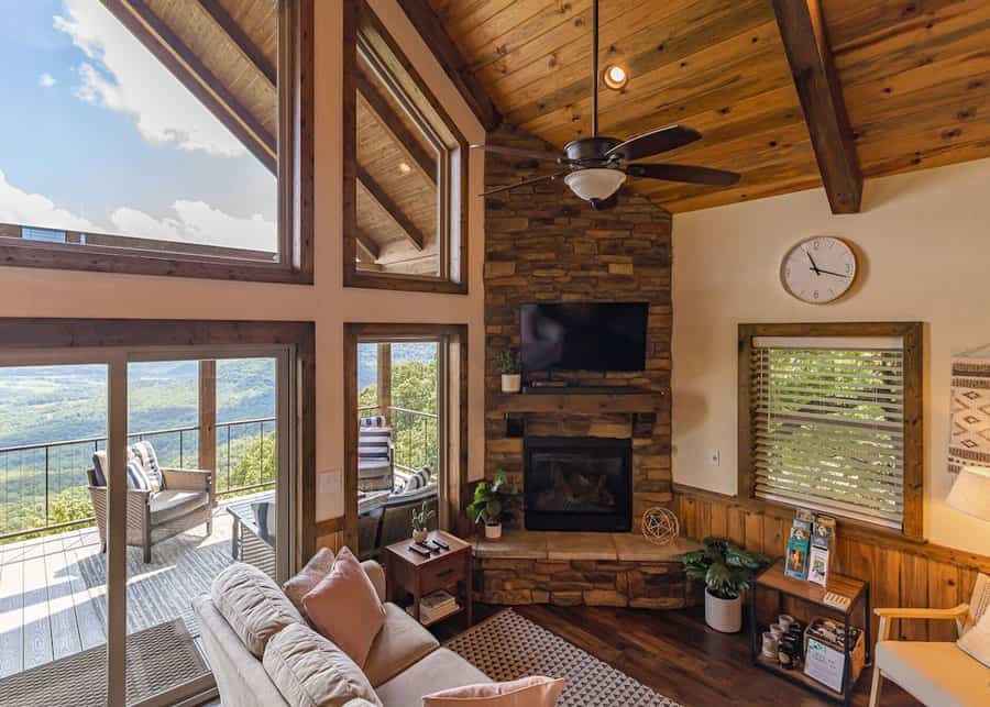 Canyon View Treehouse
