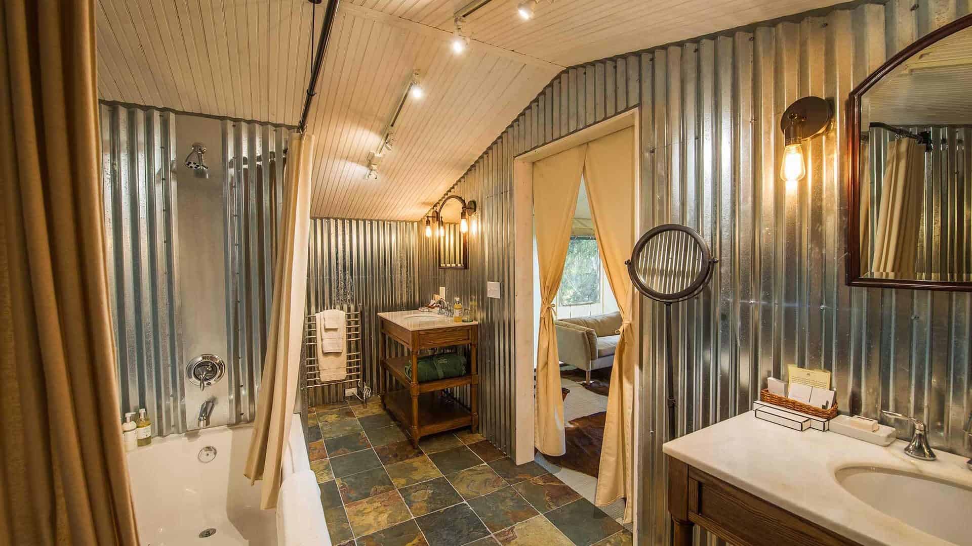 Dunton River Camp Tents Bathroom