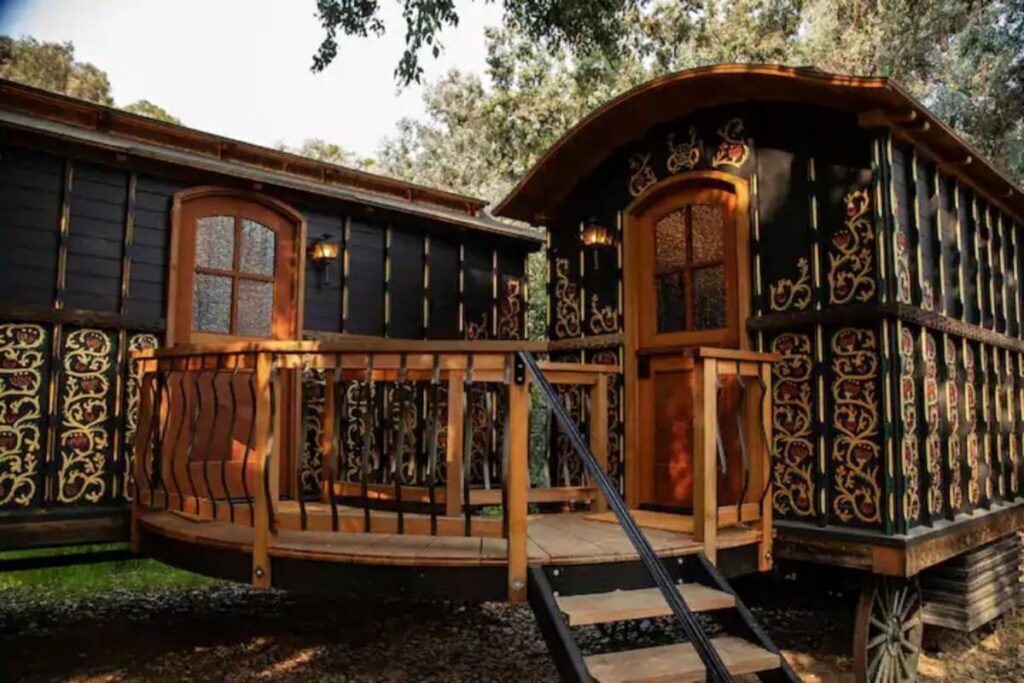 Vardo Unique Accommodations