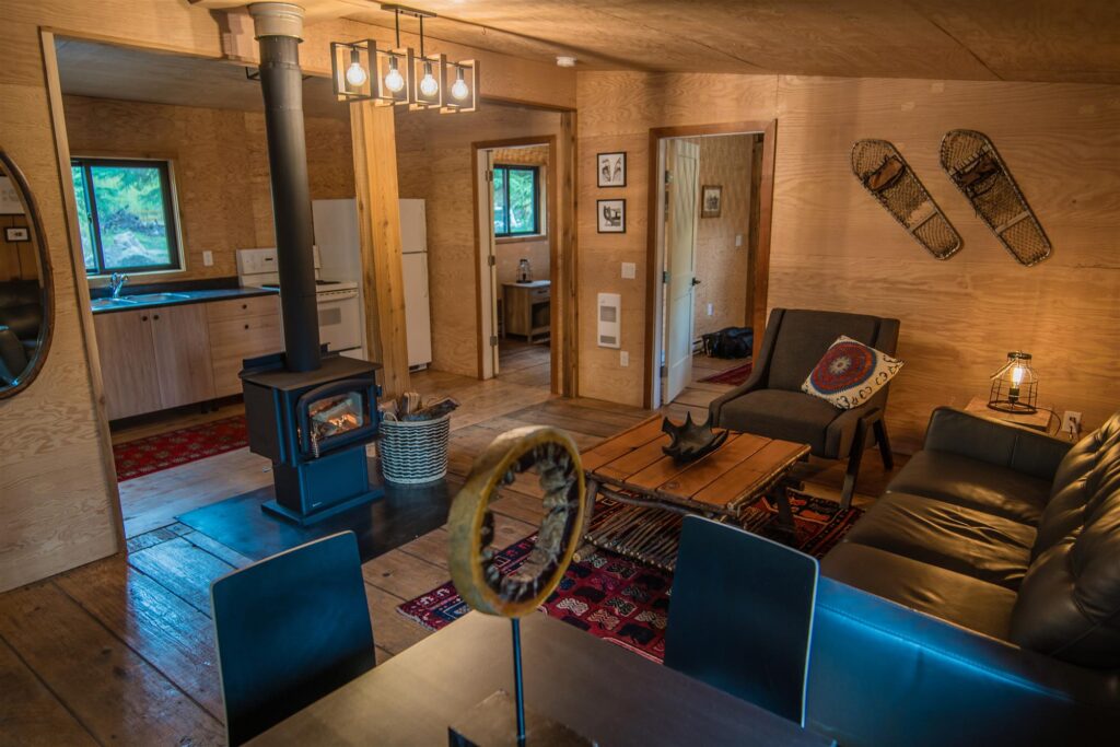 Glamping Chute Lake Lodge Cabins
