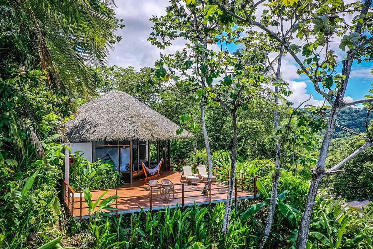 Eco-Friendly Glamping: Top Green Sites and Sustainable Travel Tips
